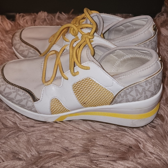 Michael Kors Sneakers - Picture 4 of 4
